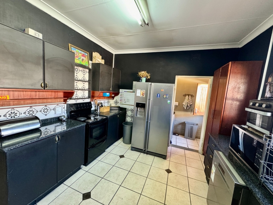 4 Bedroom Property for Sale in Potchefstroom North West